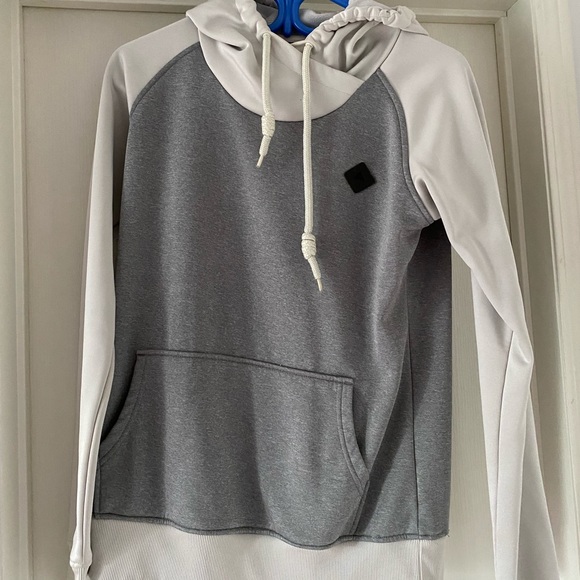 Burton hoodie - Picture 1 of 2